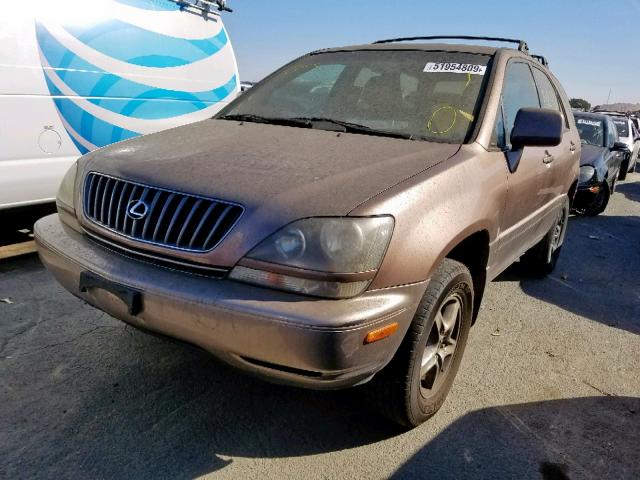 JT6GF10U8X0037370 - 1999 LEXUS RX 300 BROWN photo 2