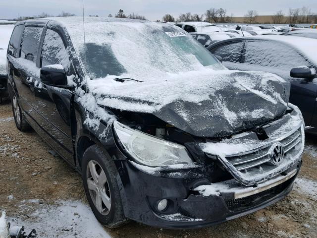 2V4RW3D12AR324963 - 2010 VOLKSWAGEN ROUTAN SE BLACK photo 1