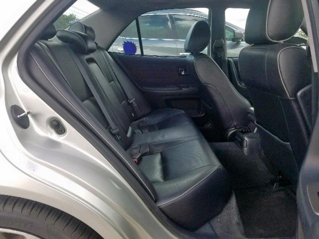 JTHBD192120041651 - 2002 LEXUS IS 300 SILVER photo 6