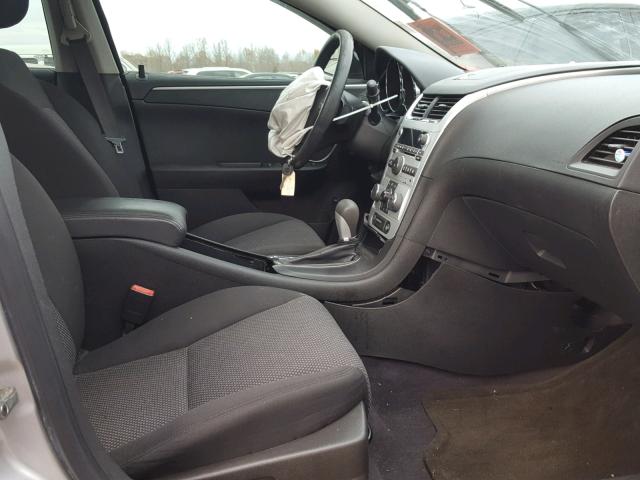 1G1ZC5EB3AF148320 - 2010 CHEVROLET MALIBU 1LT SILVER photo 5