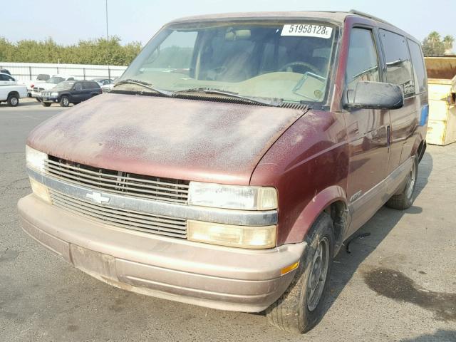 1GNDM19W0WB125815 - 1998 CHEVROLET ASTRO TWO TONE photo 2