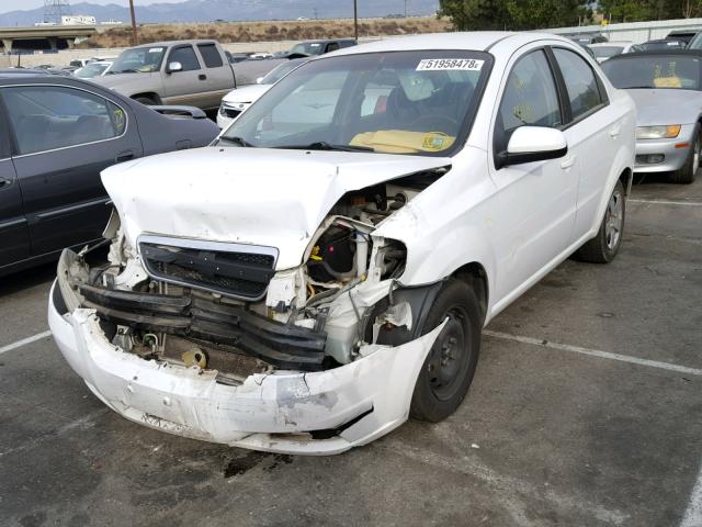 KL1TD5DE6BB245842 - 2011 CHEVROLET AVEO LS WHITE photo 2