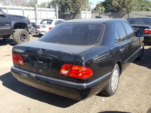 WDBJF65H7XA799119 - 1999 MERCEDES-BENZ E 320 BLACK photo 4