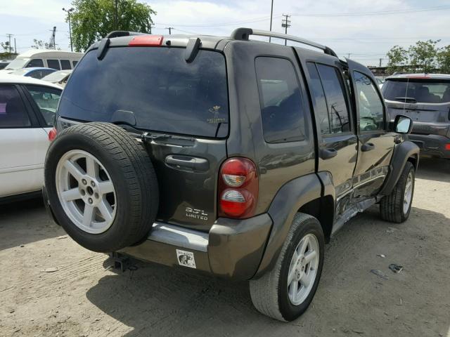 1J4GL58K95W672517 - 2005 JEEP LIBERTY LI GRAY photo 4