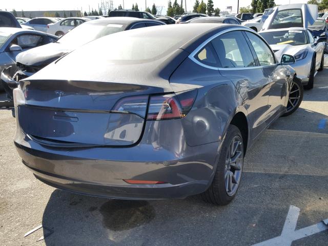 5YJ3E1EA0JF044685 - 2018 TESLA MODEL 3 GRAY photo 4