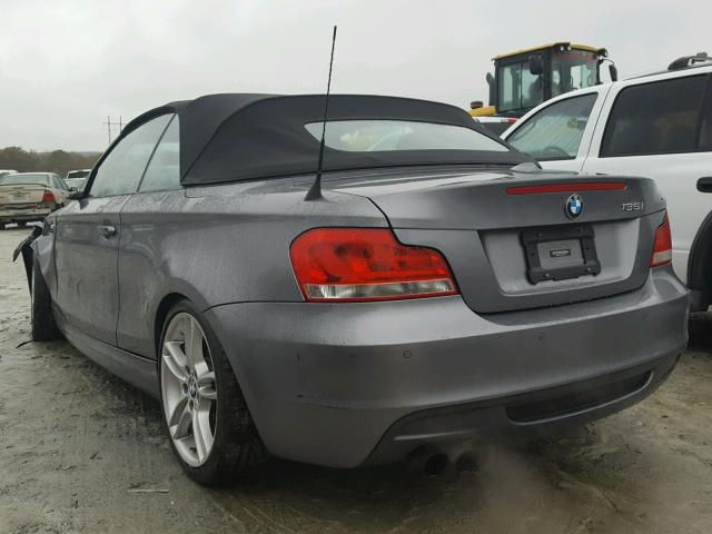 WBAUN7C55DVM27389 - 2013 BMW 135 I GRAY photo 3