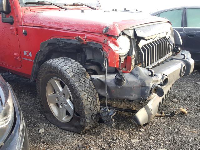 1J4FA24117L108362 - 2007 JEEP WRANGLER X RED photo 9