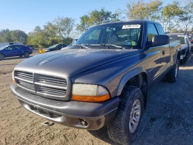 1B7GG32N02S711094 - 2002 DODGE DAKOTA SPO GRAY photo 2