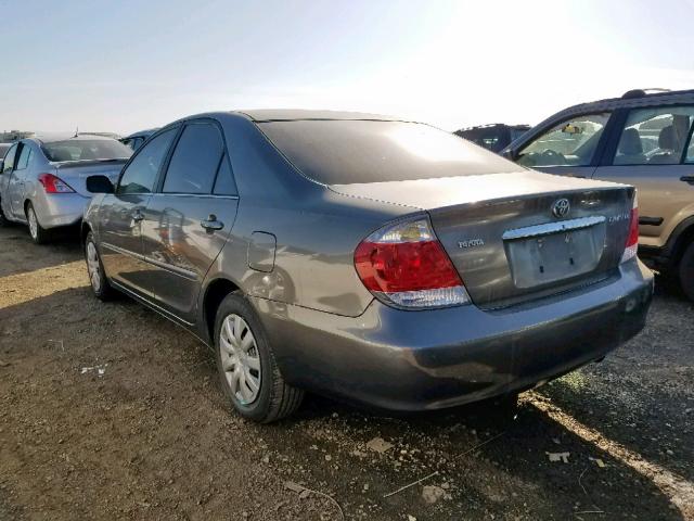 4T1BE32K15U515031 - 2005 TOYOTA CAMRY LE GRAY photo 3
