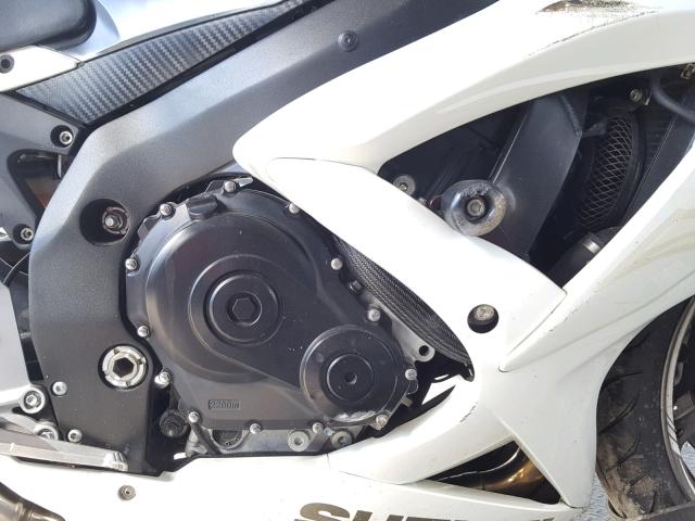 JS1GN7EAX92104081 - 2009 SUZUKI GSX-R600 K WHITE photo 7