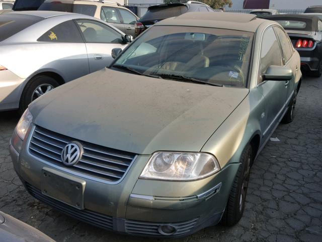 WVWPH63B32P011950 - 2002 VOLKSWAGEN PASSAT GLS GREEN photo 2