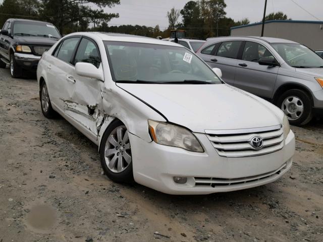 4T1BK36BX5U028770 - 2005 TOYOTA AVALON XL WHITE photo 1