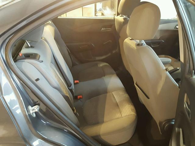 1G1JA5SG3D4158056 - 2013 CHEVROLET SONIC LS 灰色 照片 6