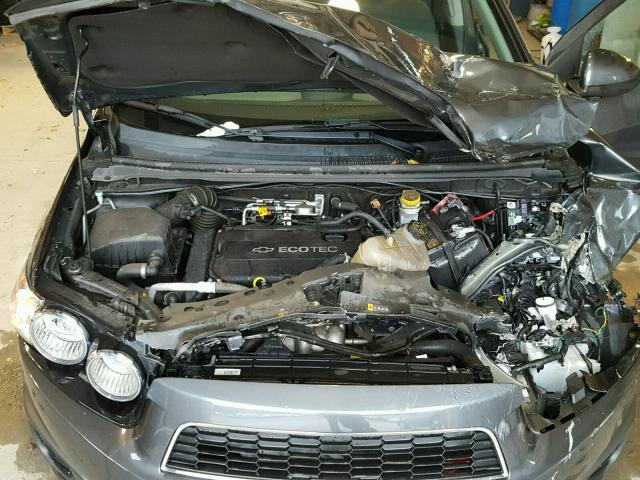 1G1JA5SG3D4158056 - 2013 CHEVROLET SONIC LS 灰色 照片 7