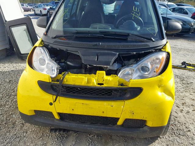 WMEEJ31X18K175682 - 2008 SMART FORTWO YELLOW photo 9