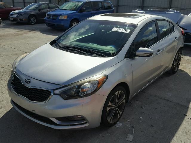 KNAFZ4A86E5060206 - 2014 KIA FORTE EX SILVER photo 2