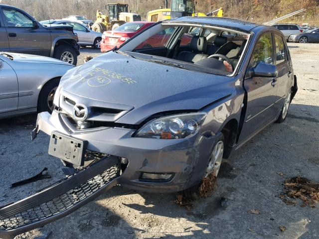 JM1BK344381832746 - 2008 MAZDA 3 HATCHBAC GRAY photo 2