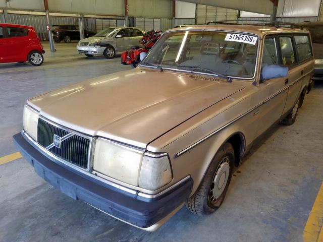 YV1AX8856H1765258 - 1987 VOLVO 245 DL GOLD photo 2