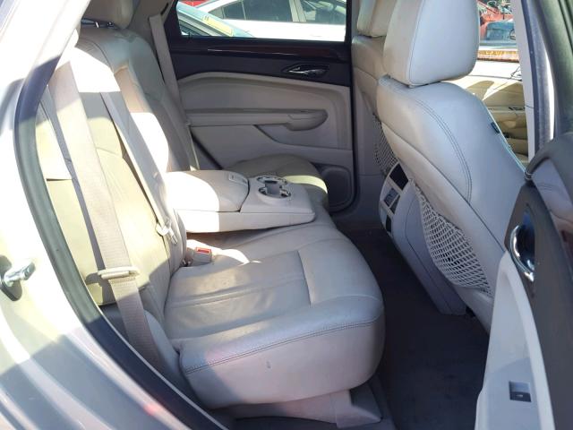 3GYFNDEY6BS674158 - 2011 CADILLAC SRX LUXURY SILVER photo 6