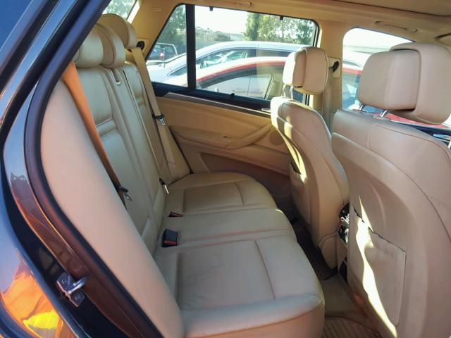 5UXZV8C54BL418561 - 2011 BMW X5 XDRIVE5 CHARCOAL photo 6