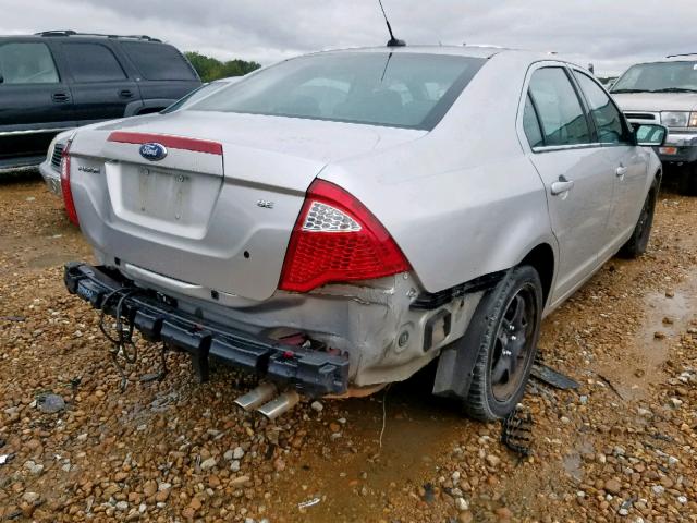 3FAHP0HAXAR101002 - 2010 FORD FUSION SE SILVER photo 4