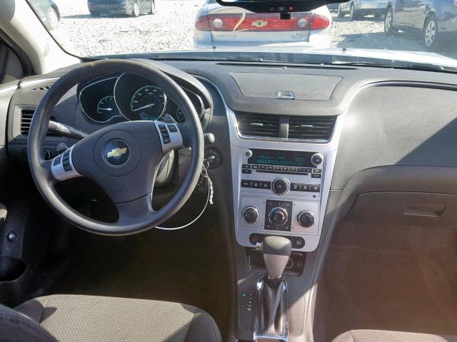 1G1ZC5EBXAF241920 - 2010 CHEVROLET MALIBU 1LT SILVER photo 9