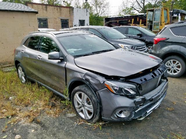 WDCTG4GB5JJ390221 - 2018 MERCEDES-BENZ GLA 250 4M GRAY photo 1