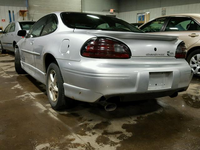 1G2WP12K32F126173 - 2002 PONTIAC GRAND PRIX SILVER photo 3