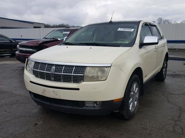 2LMDU88C67BJ02365 - 2007 LINCOLN MKX WHITE photo 2