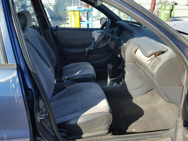 1Y1SK5260VZ421460 - 1997 GEO PRIZM BASE ლურჯი ფოტო 5