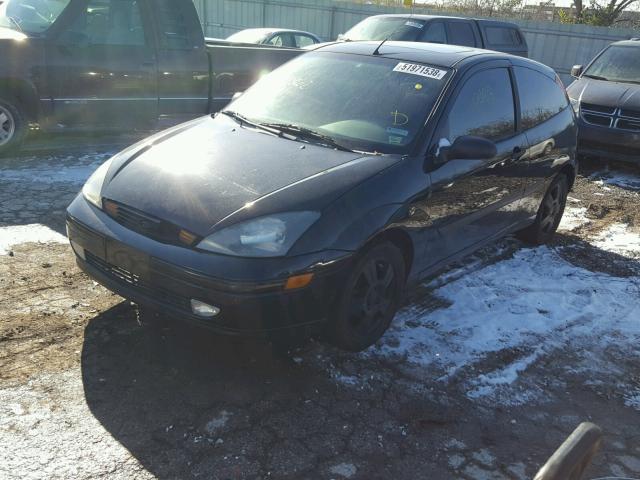 3FAFP31343R171862 - 2003 FORD FOCUS ZX3 BLACK photo 2