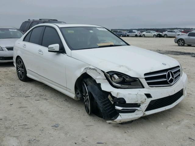 WDDGF4HB8EA957882 - 2014 MERCEDES-BENZ C 250 WHITE photo 1