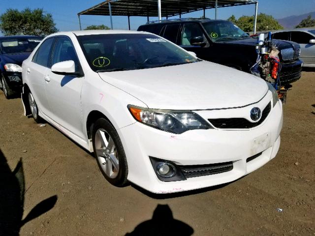 4T1BF1FK0CU562558 - 2012 TOYOTA CAMRY BASE WHITE photo 1