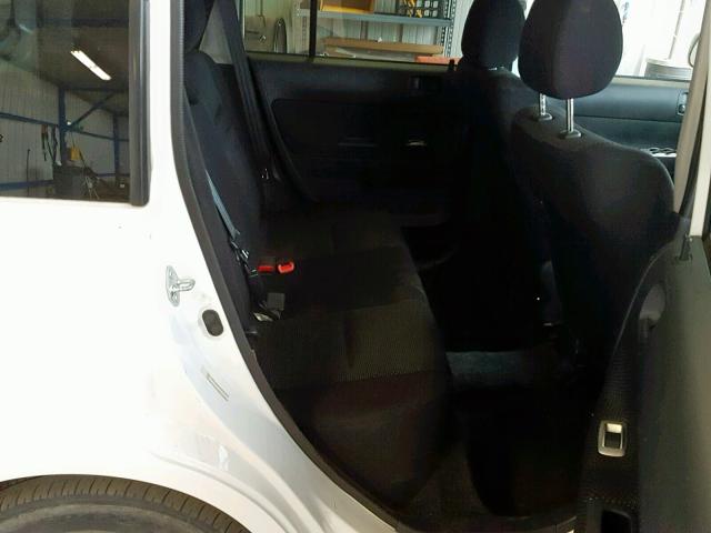 JTLKT334940144303 - 2004 TOYOTA SCION XB თეთრი ფოტო 6