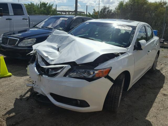 19VDE1F79EE006383 - 2014 ACURA ILX 20 TEC WHITE photo 2