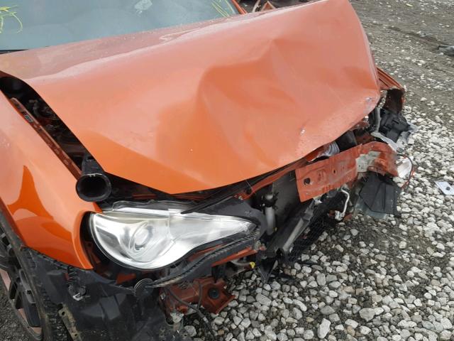 JF1ZNAA14D2700772 - 2013 TOYOTA SCION FR-S ORANGE photo 9