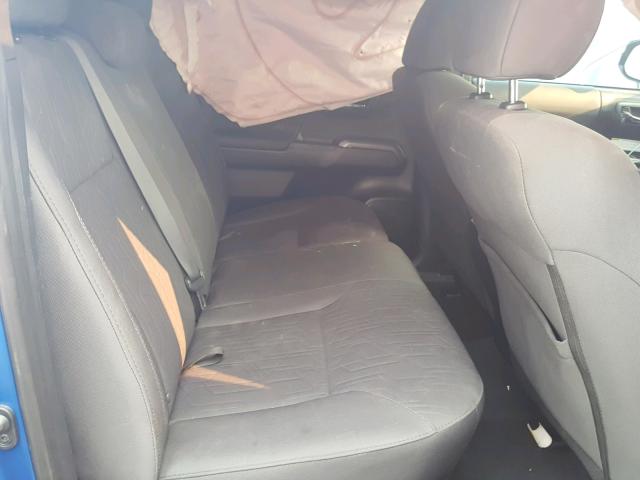 3TMDZ5BN0JM036346 - 2018 TOYOTA TACOMA DOU BLUE photo 6