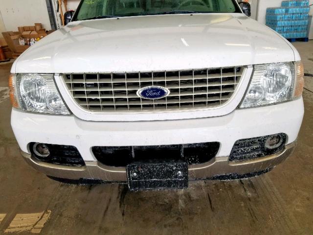 1FMZU74K74UC33724 - 2004 FORD EXPLORER E WHITE photo 9