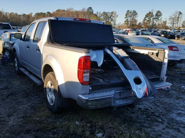 1N6AD07W66C450159 - 2006 NISSAN FRONTIER C GRAY photo 3