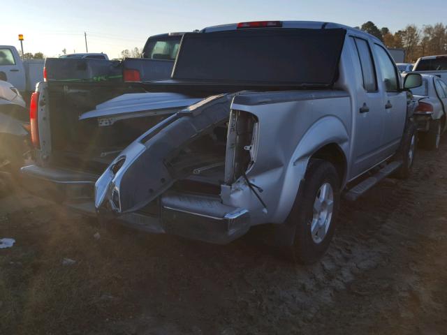 1N6AD07W66C450159 - 2006 NISSAN FRONTIER C GRAY photo 4