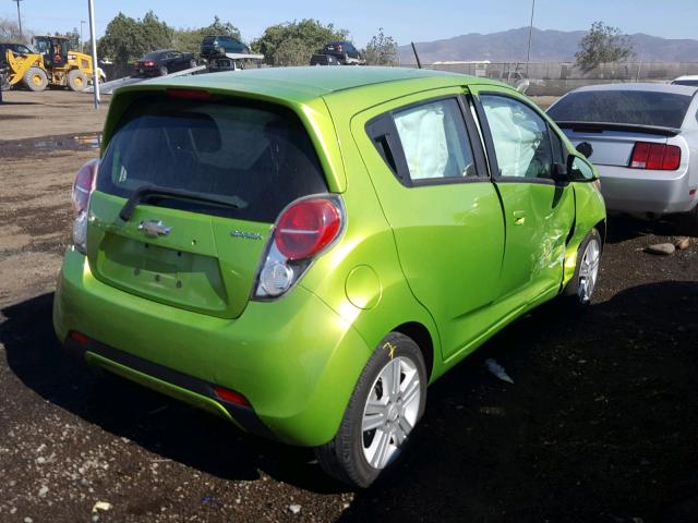 KL8CB6S9XEC522400 - 2014 CHEVROLET SPARK LS GREEN photo 4