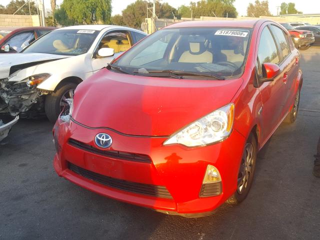 JTDKDTB36E1562749 - 2014 TOYOTA PRIUS C RED photo 2