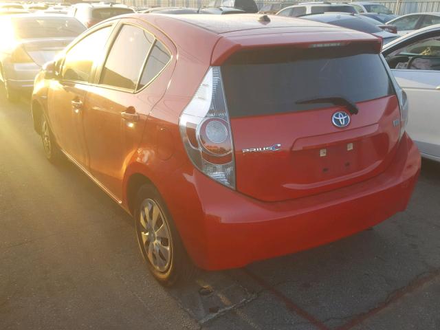 JTDKDTB36E1562749 - 2014 TOYOTA PRIUS C RED photo 3