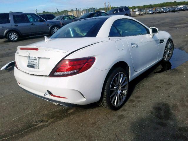 WDDPK3JA5KF158860 - 2019 MERCEDES-BENZ SLC 300 WHITE photo 4