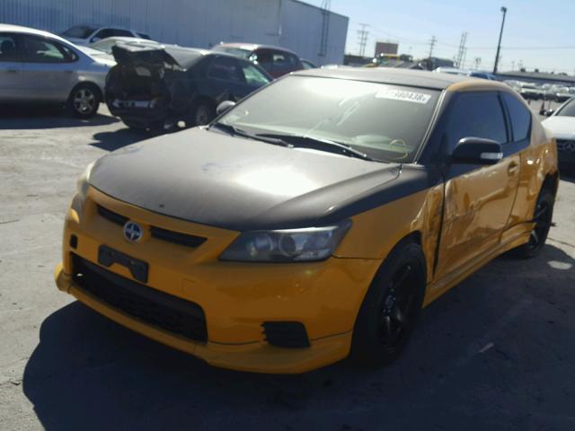JTKJF5C78C3026902 - 2012 TOYOTA SCION TC YELLOW photo 2