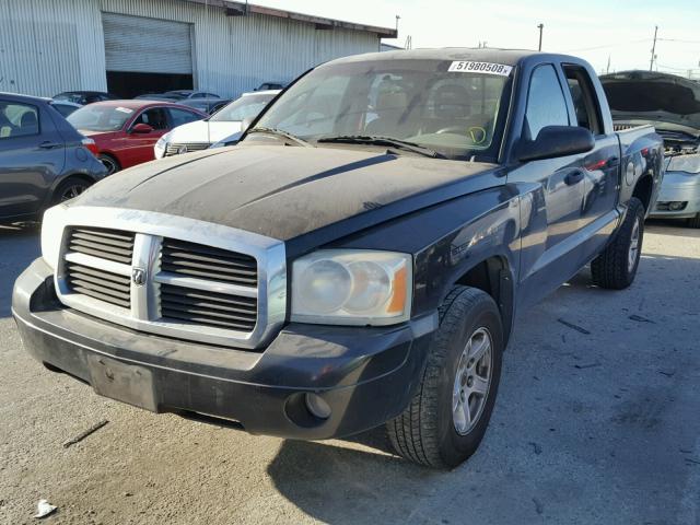 1D7HE48N67S179127 - 2007 DODGE DAKOTA QUA BLACK photo 2