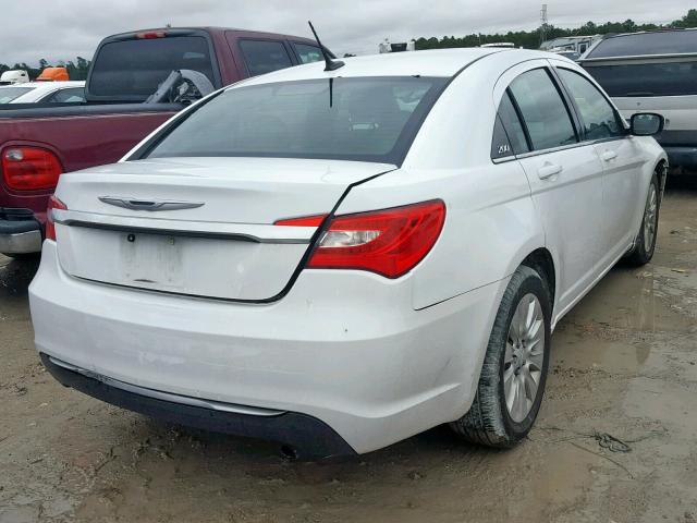 1C3BC4FB2BN562749 - 2011 CHRYSLER 200 LX WHITE photo 4