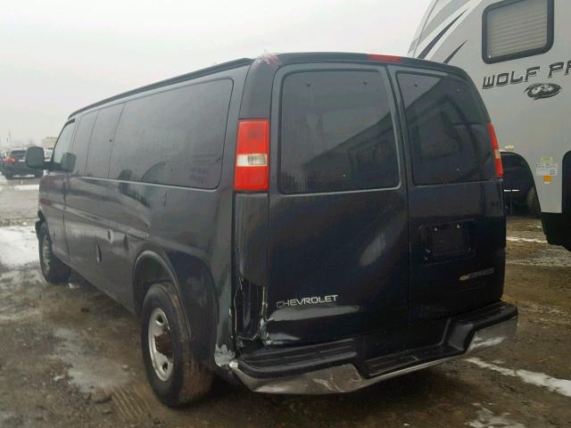 1GAHG39U031180318 - 2003 CHEVROLET EXPRESS G3 BLACK photo 3