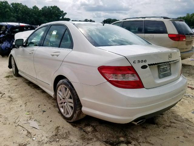 WDDGF81X29R058505 - 2009 MERCEDES-BENZ C300 4MATI WHITE photo 3