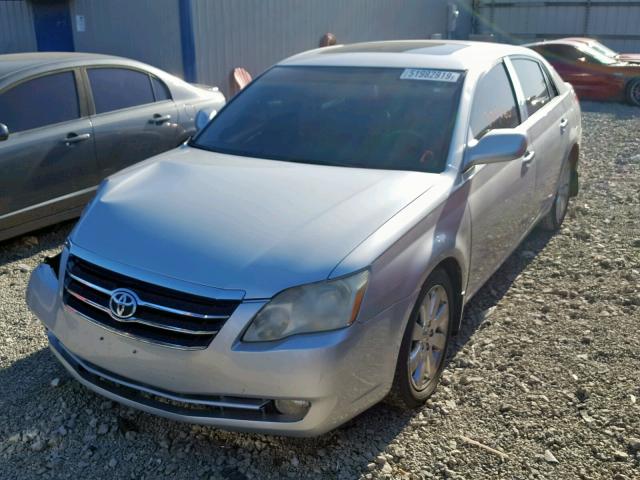 4T1BK36B06U164987 - 2006 TOYOTA AVALON XL SILVER photo 2